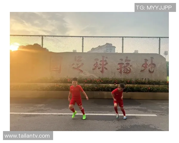 足球明星们共庆中秋佳节送祝福传递团圆与温情的美好时刻