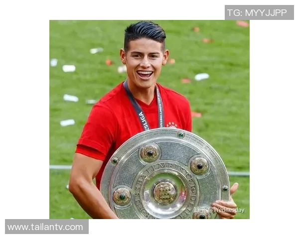 足球明星女友们的时尚风采与甜蜜瞬间大揭秘